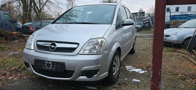 Silber Gebraucht 2006 Opel Meriva Van / Kleinbus | 500 € (Superpreis) - Bild 1/4