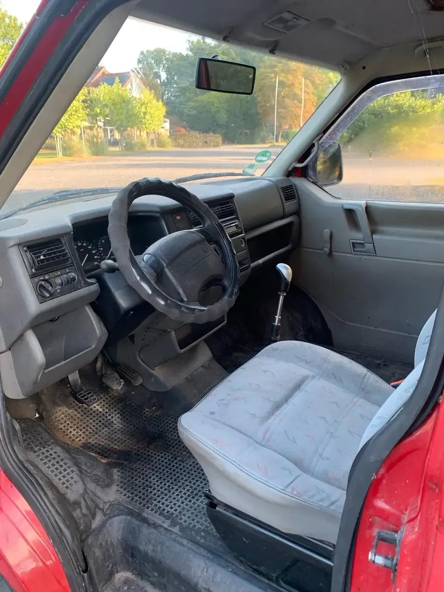 Gebraucht VW Transporter 102 PS (75 kW) 1998 Rot Van