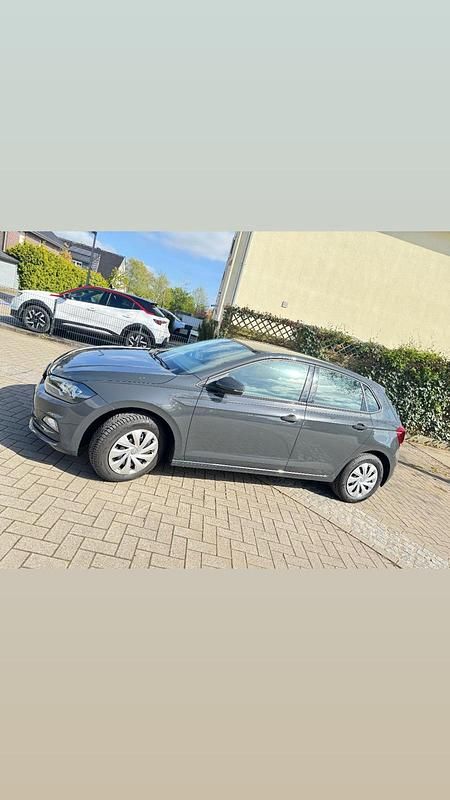 Usata VW Polo 80 CV (58 kW) 2018 Grigio Utilitaria