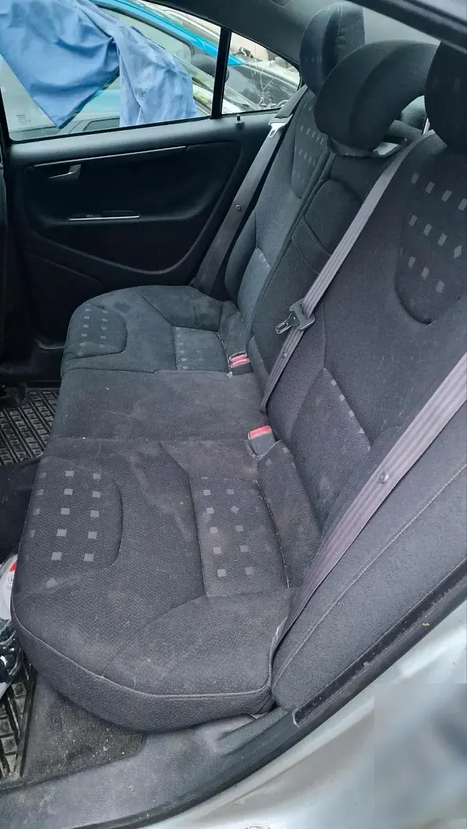 Gebraucht Volvo S60 140 PS (102 kW) 2003 Silber Limousine