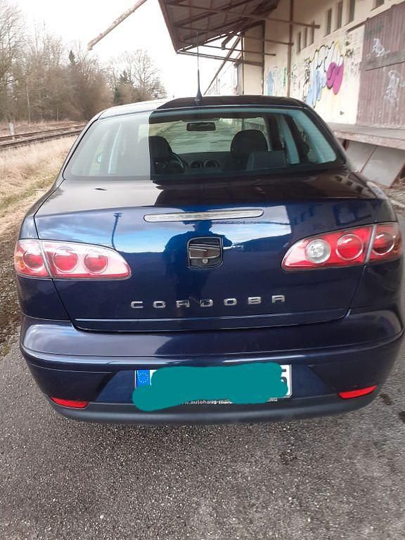 Gebraucht Seat Cordoba Reference 86 PS (63 kW) 2009 Blau Limousine