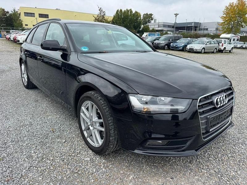 Schwarz Gebraucht 2012 Audi A4 Attraction Kombi | 5.990 € (Superpreis) - Bild 1/4
