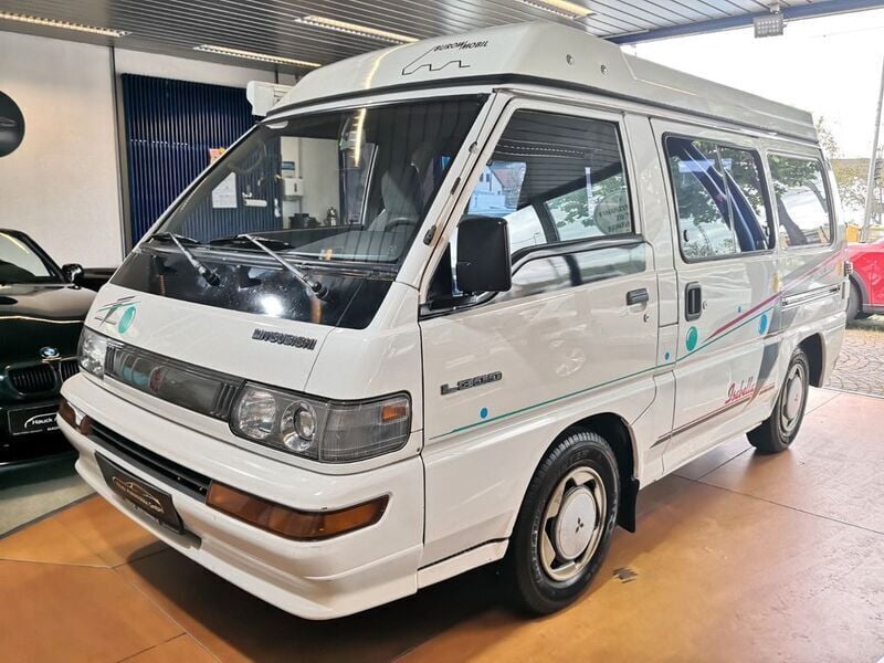 Weiß Gebraucht 1995 Mitsubishi L300 Van / Kleinbus | 16.490 € - Bild 1/4