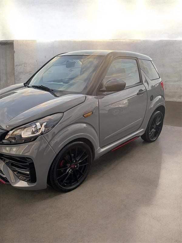 Second-hand Ligier JS50 2024 Gri Hatchback