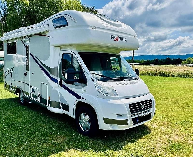 Silber Gebraucht 2013 Fiat Ducato Van | 59.500 € - Bild 1/4