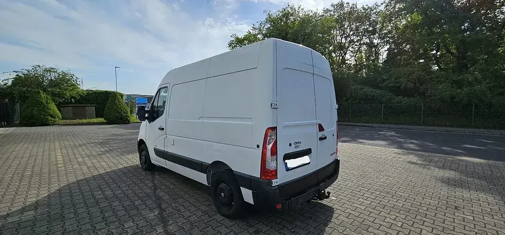 Gebraucht Opel Movano 125 PS (91 kW) 2012 Weiß Van / Kleinbus