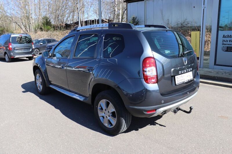 Gebraucht Dacia Duster Prestige 125 PS (91 kW) 2015 Grau SUV