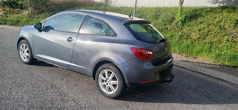 Gebraucht Seat Ibiza 75 PS (55 kW) 2012 Grau Kleinwagen