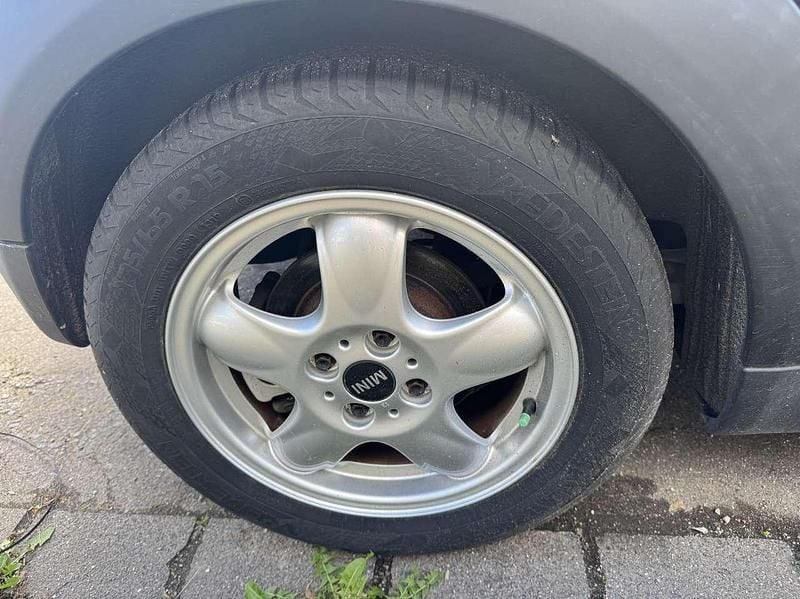 Second-hand Mini ONE 95 CP (69 kW) 2008 Negru Hatchback