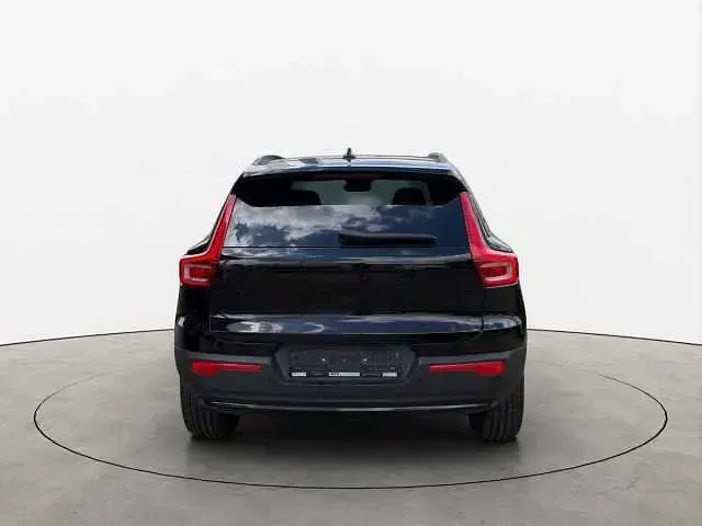 Gebraucht Volvo XC40 Plus 163 PS (119 kW) 2025 Schwarz SUV