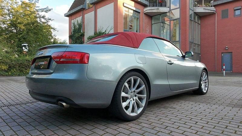 Gebraucht Audi A5 Cabriolet S-Line 239 PS (175 kW) 2011 Grau Cabrio