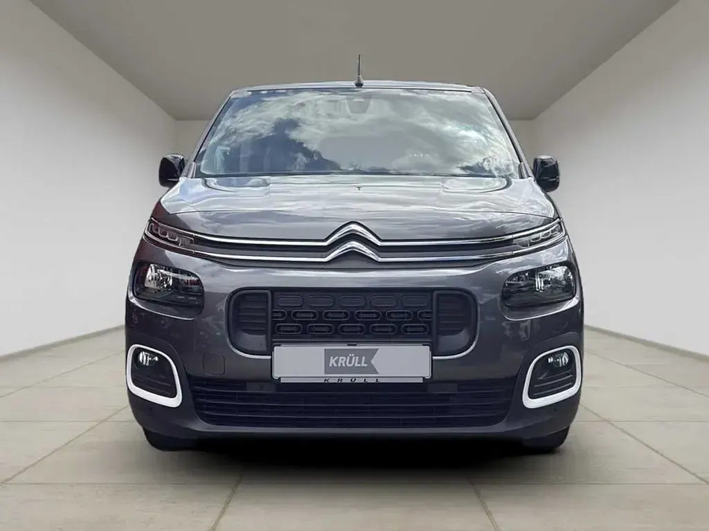 Gebraucht Citroën Berlingo Feel 131 PS (96 kW) 2022 Grau Van / Kleinbus