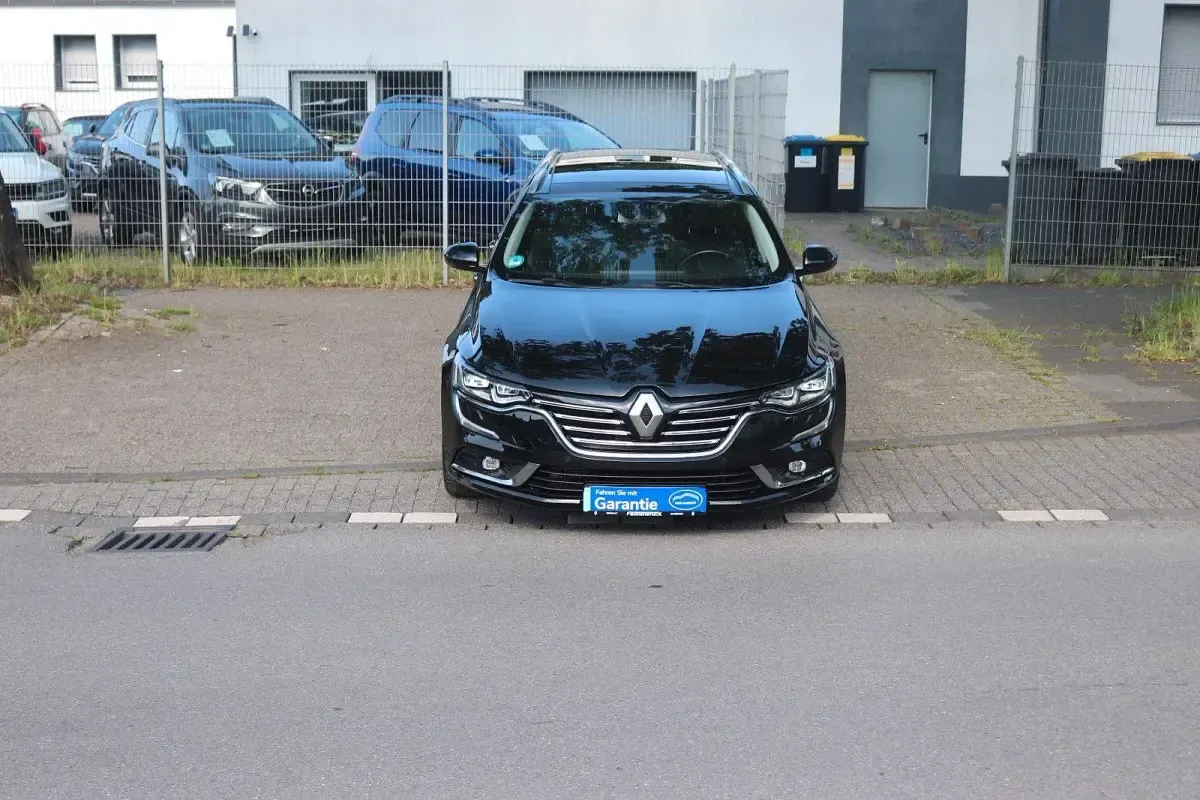 Gebraucht Renault Talisman GrandTour Intens 200 PS (147 kW) 2018 Schwarz Kombi