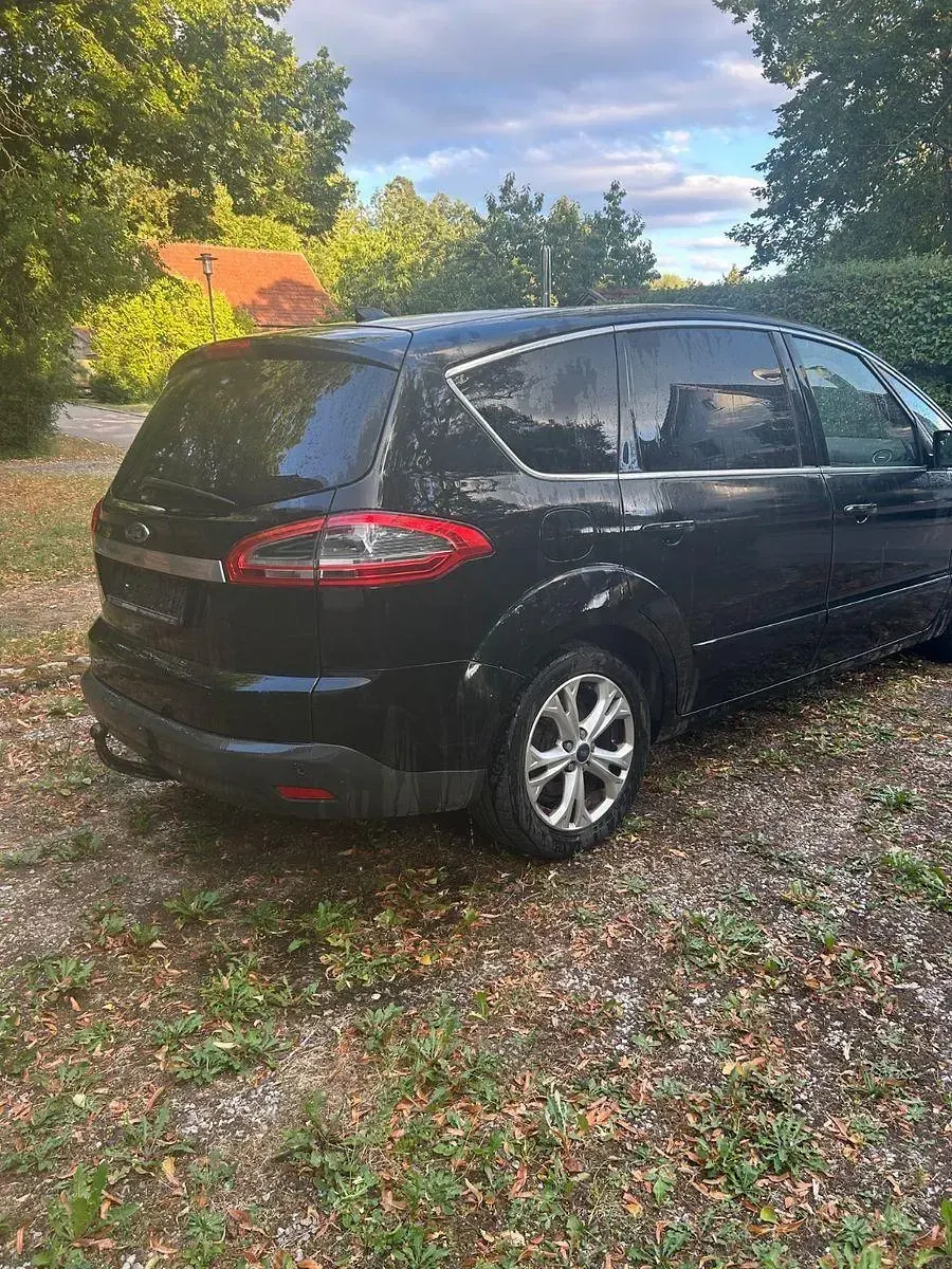 Gebraucht Ford S-MAX Titanium S 163 PS (119 kW) 2012 Schwarz Van / Kleinbus