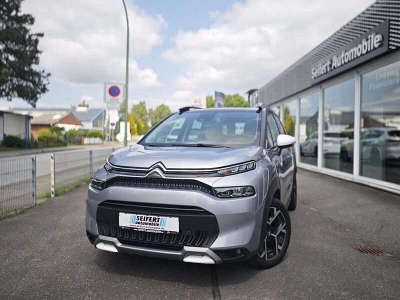 Grau Gebraucht 2022 Citroën C3 Aircross Shine SUV | 13.990 € (Etwas zu teuer) - Bild 1/4