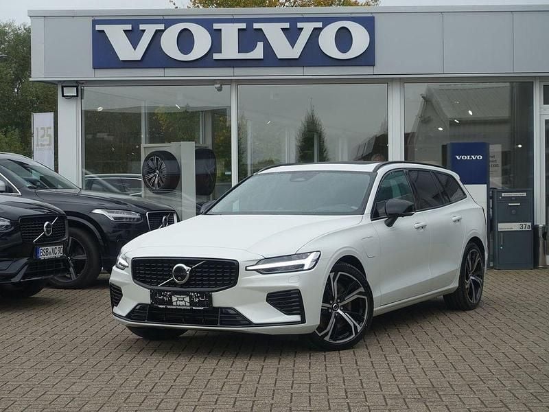 Crystal white Gebraucht 2025 Volvo V60 Ultra Kombi | 47.900 € (Fairer Preis) - Bild 1/4