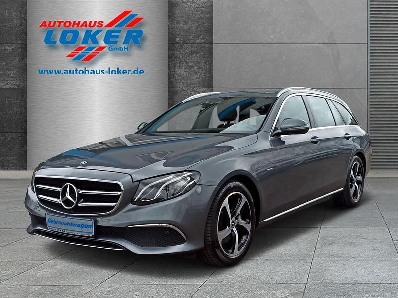 Grau Gebraucht 2019 Mercedes E200 Limousine | 21.890 € (Guter Preis) - Bild 1/4