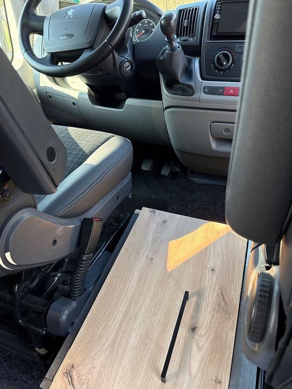 Gebraucht Peugeot Boxer 131 PS (96 kW) 2011 Weiß Van