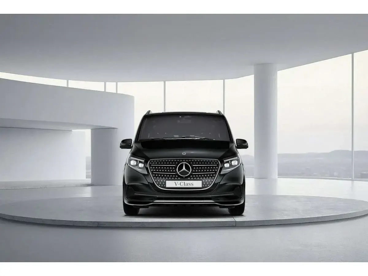Gebraucht Mercedes V300 Avantgarde 237 PS (174 kW) 2025 Obsidianschwarz Van / Kleinbus
