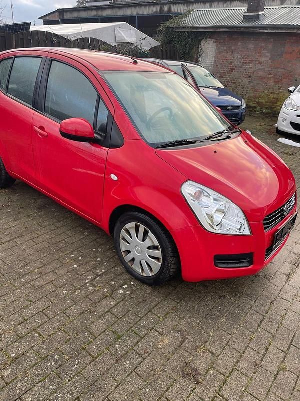 Gebraucht Suzuki Splash 65 PS (47 kW) 2010 Rot Kleinwagen