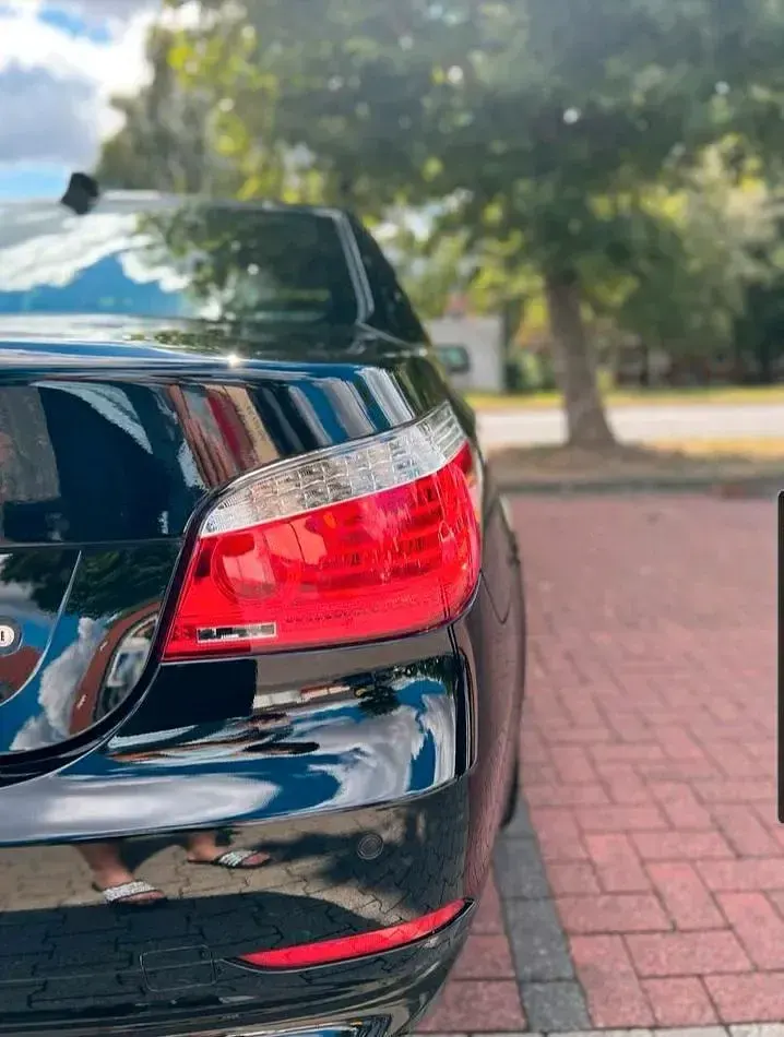 Gebraucht BMW 520 163 PS (119 kW) 2005 Schwarz Limousine