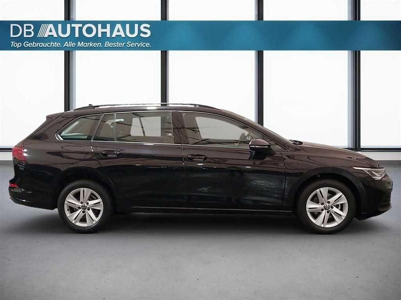 Gebraucht VW Golf VIII Life 110 PS (80 kW) 2023 Schwarz Kombi