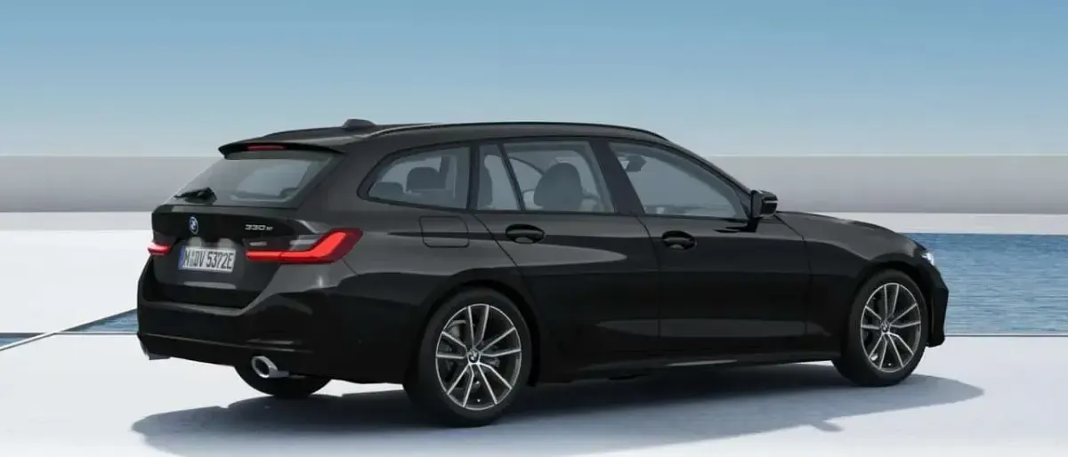 Neu BMW 330e Sport Line 292 PS (214 kW) 2025 Schwarz Kombi