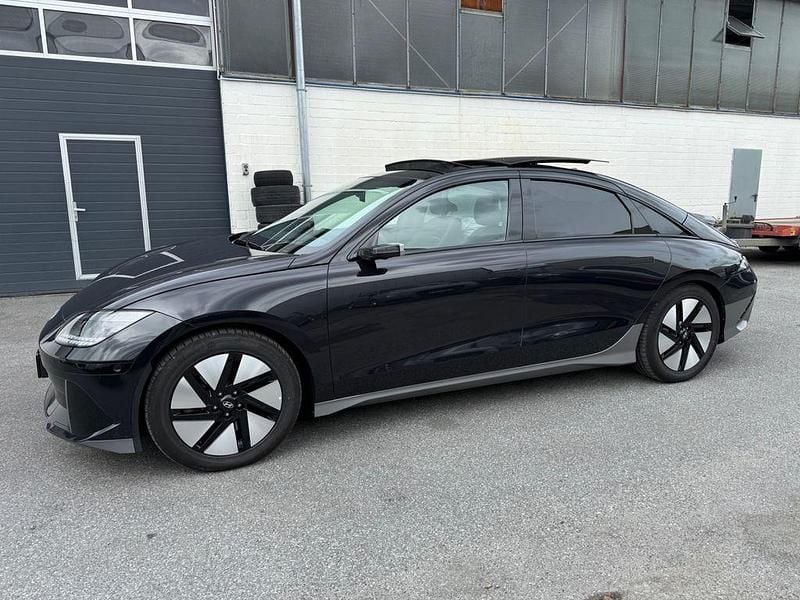Blau Gebraucht 2023 Hyundai Ioniq 6 Limousine | 32.500 € (Superpreis) - Bild 1/4