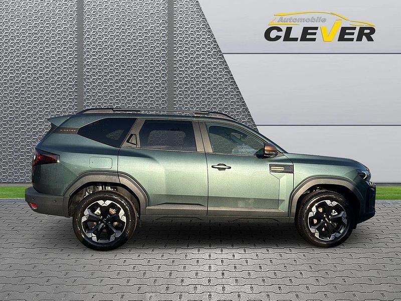 Neu Dacia Bigster Extreme 158 PS (116 kW) 2025 Zedergrün SUV