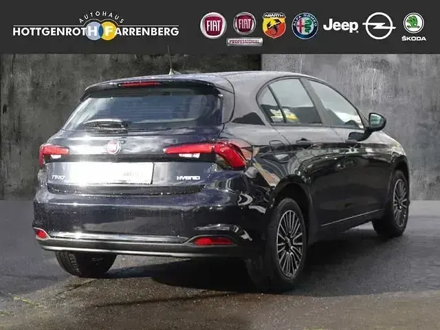 Gebraucht Fiat Tipo Cross 131 PS (96 kW) 2024 Schwarz Kleinwagen