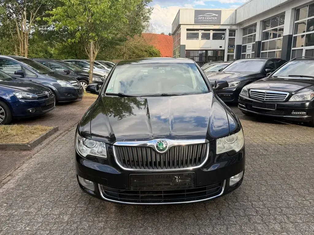 Gebraucht Skoda Superb Elegance 170 PS (125 kW) 2008 Schwarz Limousine