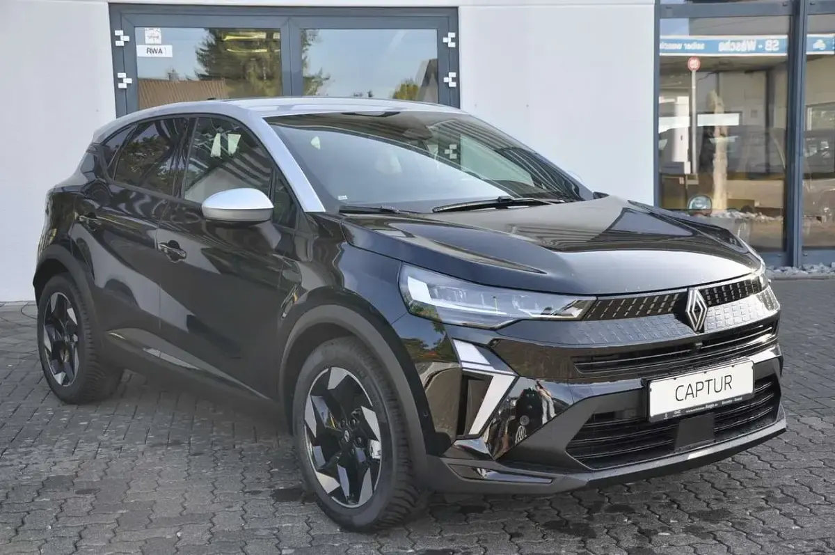 Neu Renault Captur Techno 140 PS (102 kW) 2025 Schwarz SUV