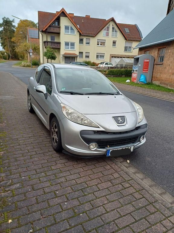 Silber Gebraucht 2008 Peugeot 207 Urban Move Limousine | 1.000 € (Guter Preis) - Bild 1/4