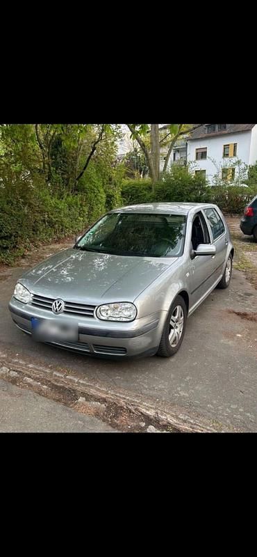 Gebraucht VW Golf IV 101 PS (74 kW) 2002 Silber Kleinwagen
