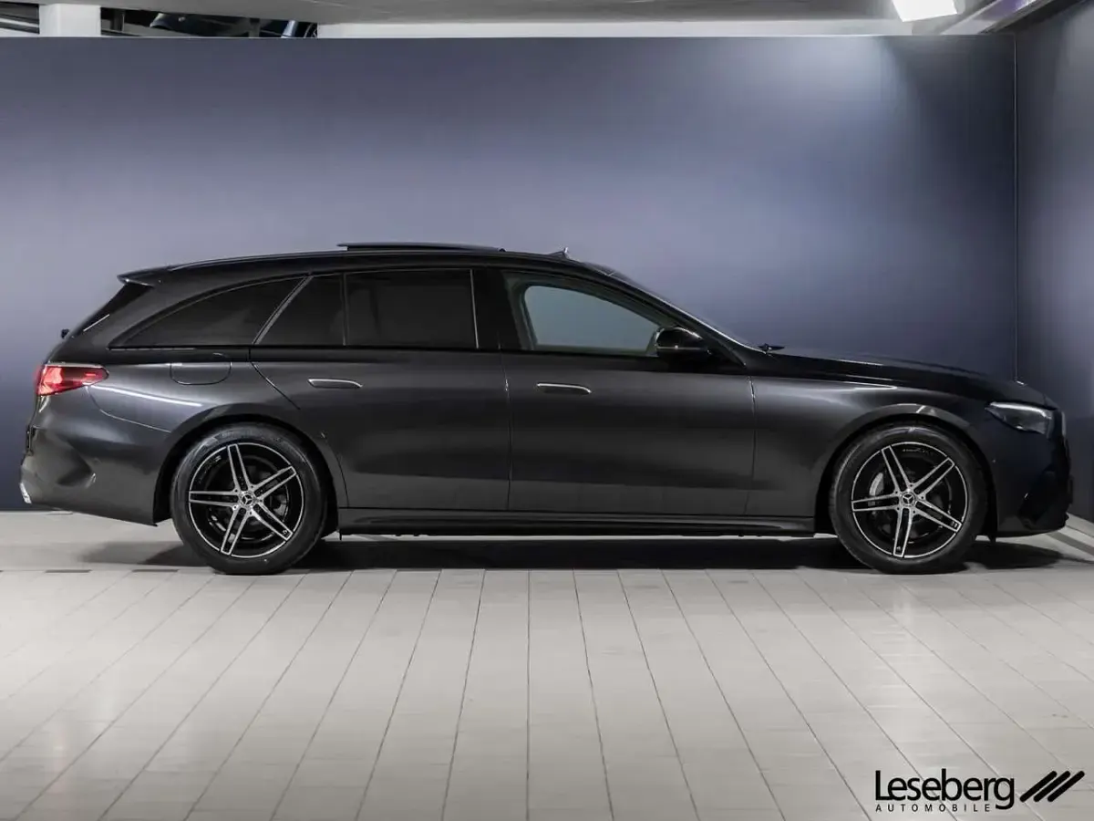 Gebraucht Mercedes E220 AMG 197 PS (144 kW) 2025 Grau Limousine