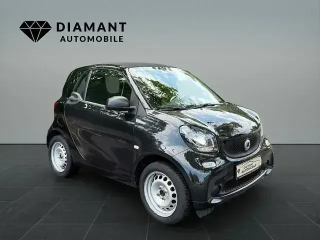 Gebraucht Smart ForTwo Coupé 71 PS (52 kW) 2017 Schwarz Coupé