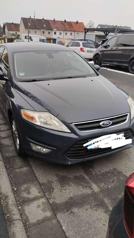 Gebraucht Ford Mondeo Trend 116 PS (85 kW) 2011 Grau Limousine