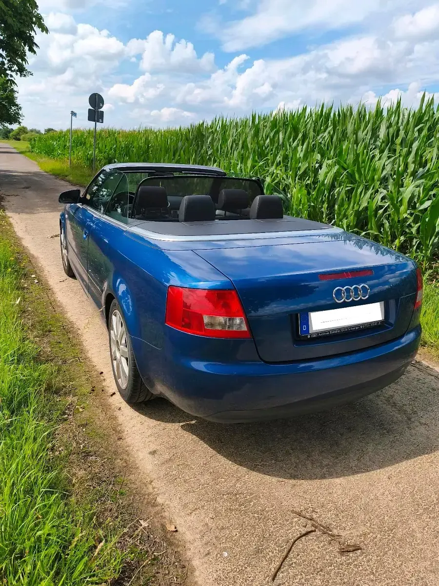 Gebraucht Audi A4 Cabriolet 163 PS (119 kW) 2004 Blau Cabrio