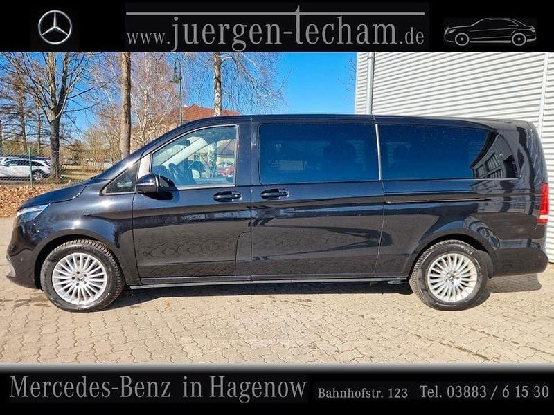 Gebraucht Mercedes V300 237 PS (174 kW) 2024 Schwarz Van / Kleinbus