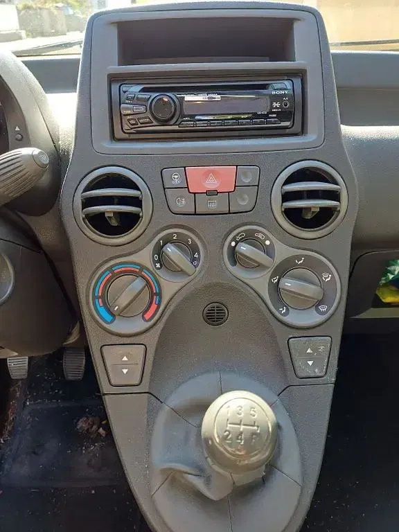 Occasion Fiat Panda 69 ch (50 kW) 2010 Argent Citadine