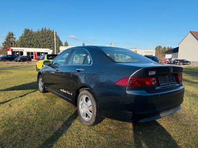 Gebraucht Honda Accord Executive 140 PS (102 kW) 2004 Grau Limousine