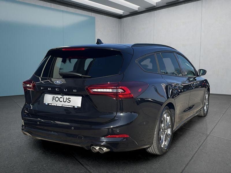 Neu Ford Focus ST-Line 125 PS (91 kW) 2025 Schwarz Kombi