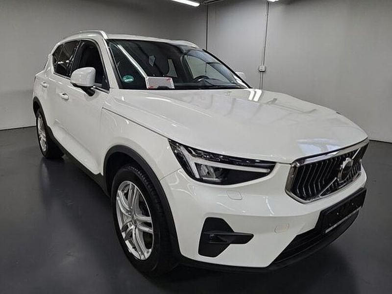 Gebraucht Volvo XC40 Plus 261 PS (191 kW) 2022 Weiß SUV