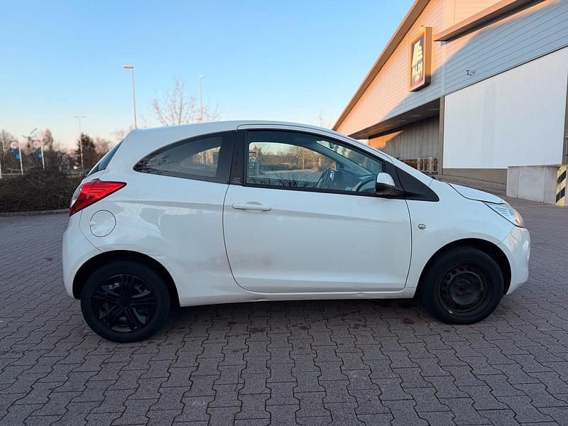 Gebraucht Ford Ka 70 PS (51 kW) 2011 Weiß Kleinwagen