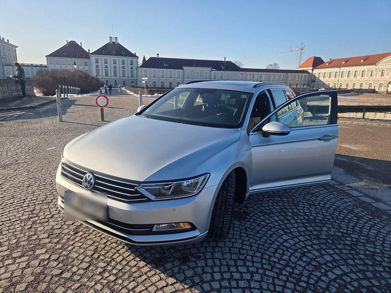 Gebraucht VW Passat 119 PS (87 kW) 2018 Silber Kombi