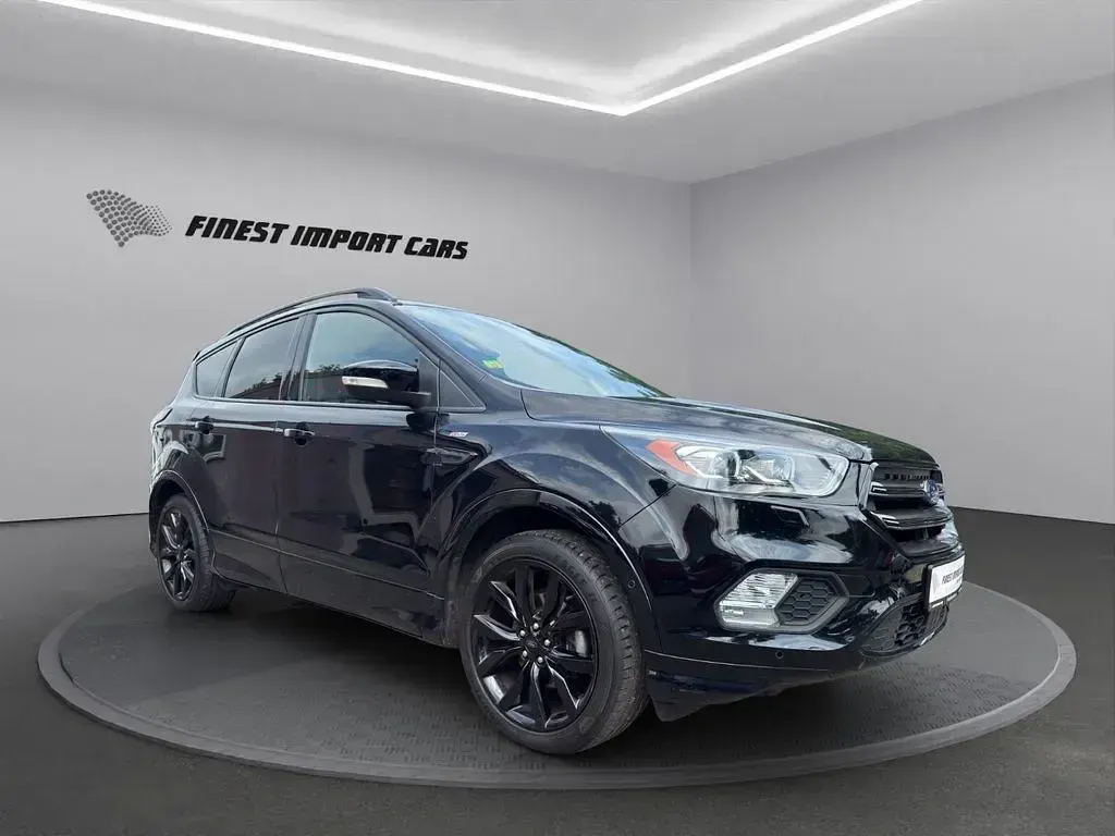Gebraucht Ford Kuga ST-Line 150 PS (110 kW) 2017 Schwarz SUV
