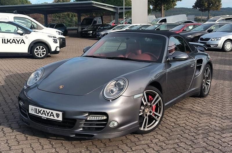 Grau Gebraucht 2010 Porsche 911 Turbo Cabrio | 119.980 € (Fairer Preis) - Bild 1/4