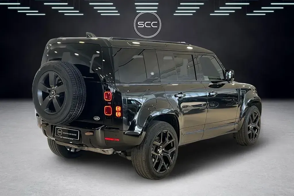 Gebraucht Land Rover Defender HSE Dynamic 400 PS (294 kW) 2023 Schwarz SUV