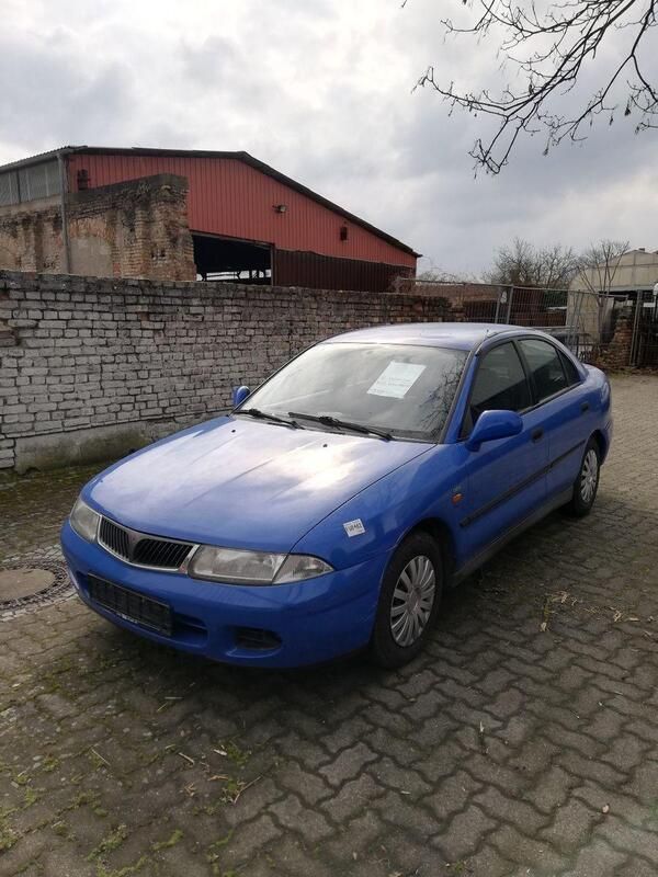 Gebraucht Mitsubishi Carisma 125 PS (91 kW) 1998 Kleinwagen