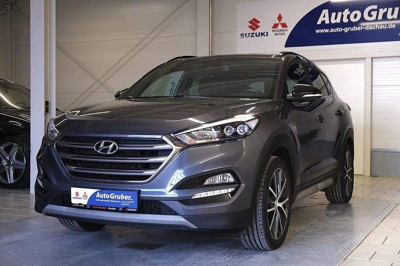 Gebraucht Hyundai Tucson Passion Plus 177 PS (130 kW) 2018 Grau SUV
